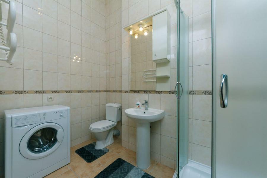 קייב Apartment On Saksahanskoho Street מראה חיצוני תמונה